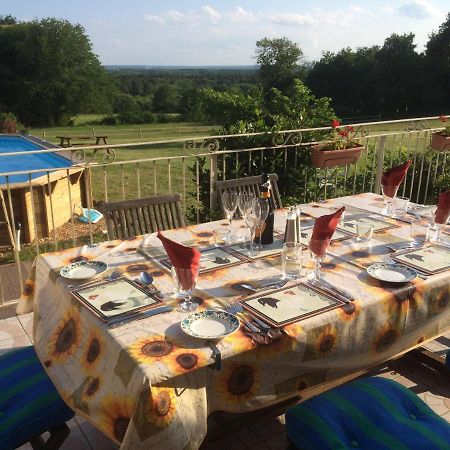 Les Petits Chenes Bed & Breakfast La Pellerine  Екстериор снимка