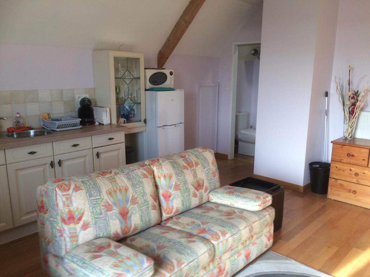 Les Petits Chenes Bed & Breakfast La Pellerine  Екстериор снимка