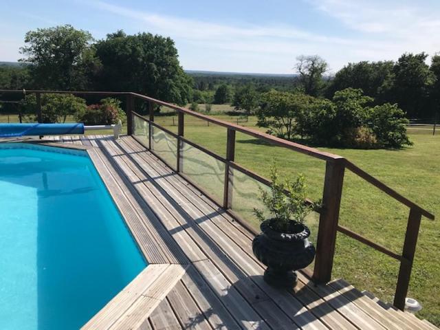 Les Petits Chenes Bed & Breakfast La Pellerine  Екстериор снимка