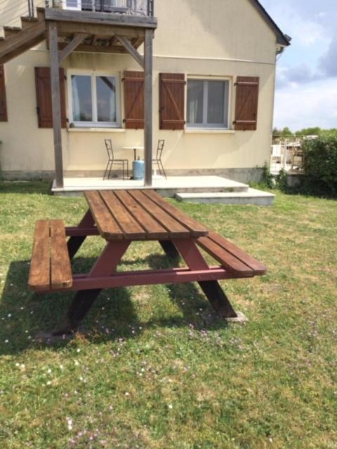 Les Petits Chenes Bed & Breakfast La Pellerine  Екстериор снимка